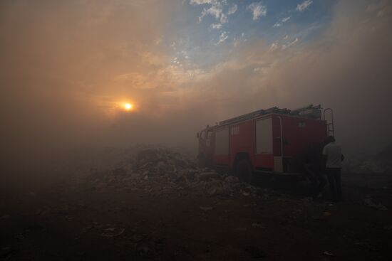 Armenia Garbage Dump Fire