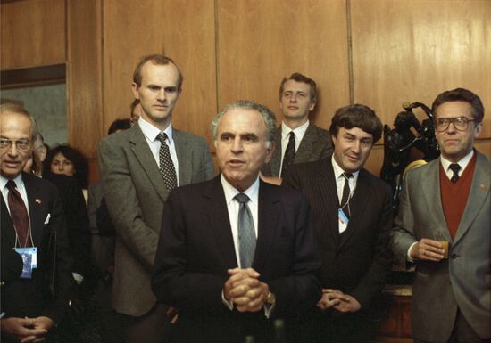 Soviet-American meeting on information exchange