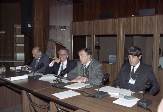 Soviet-American meeting on information exchange