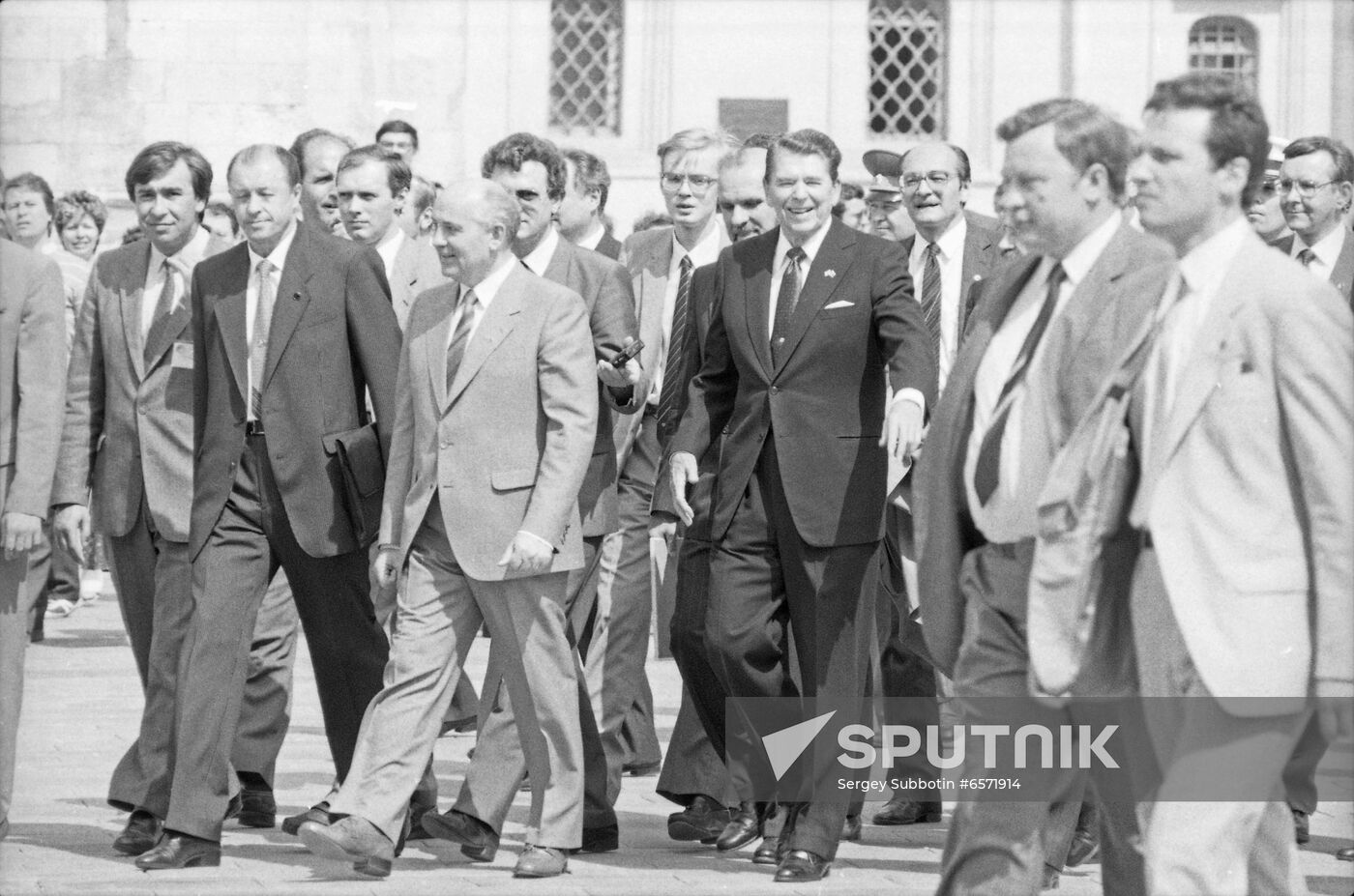 US President Ronald Reagan visits Soviet Union