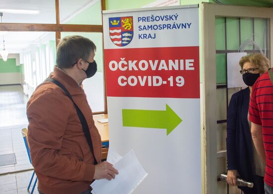 Slovakia Russia Coronavirus Vaccination