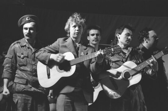 Moscow songwriter festival 'We'll never forget the roads of Afghanistan'