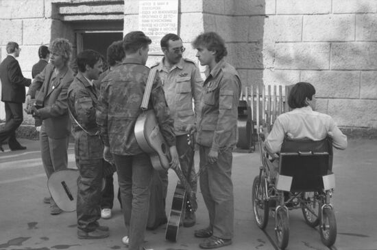 Moscow songwriter festival 'We'll never forget the roads of Afghanistan'