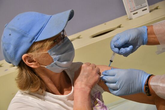 Russia Coronavirus Vaccination