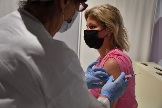 Russia Coronavirus Vaccination