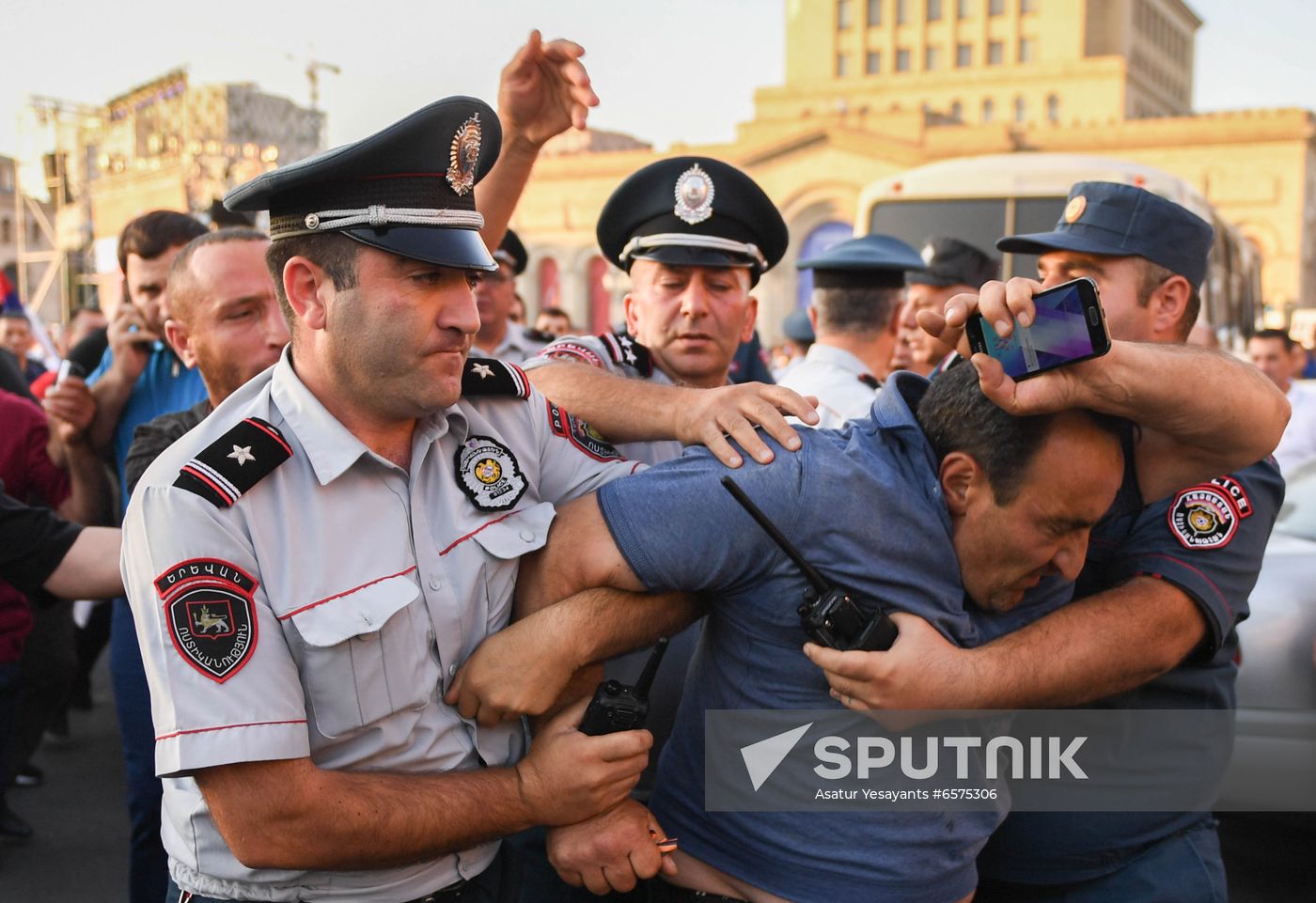 Armenia Pashinyan Supporters Rally