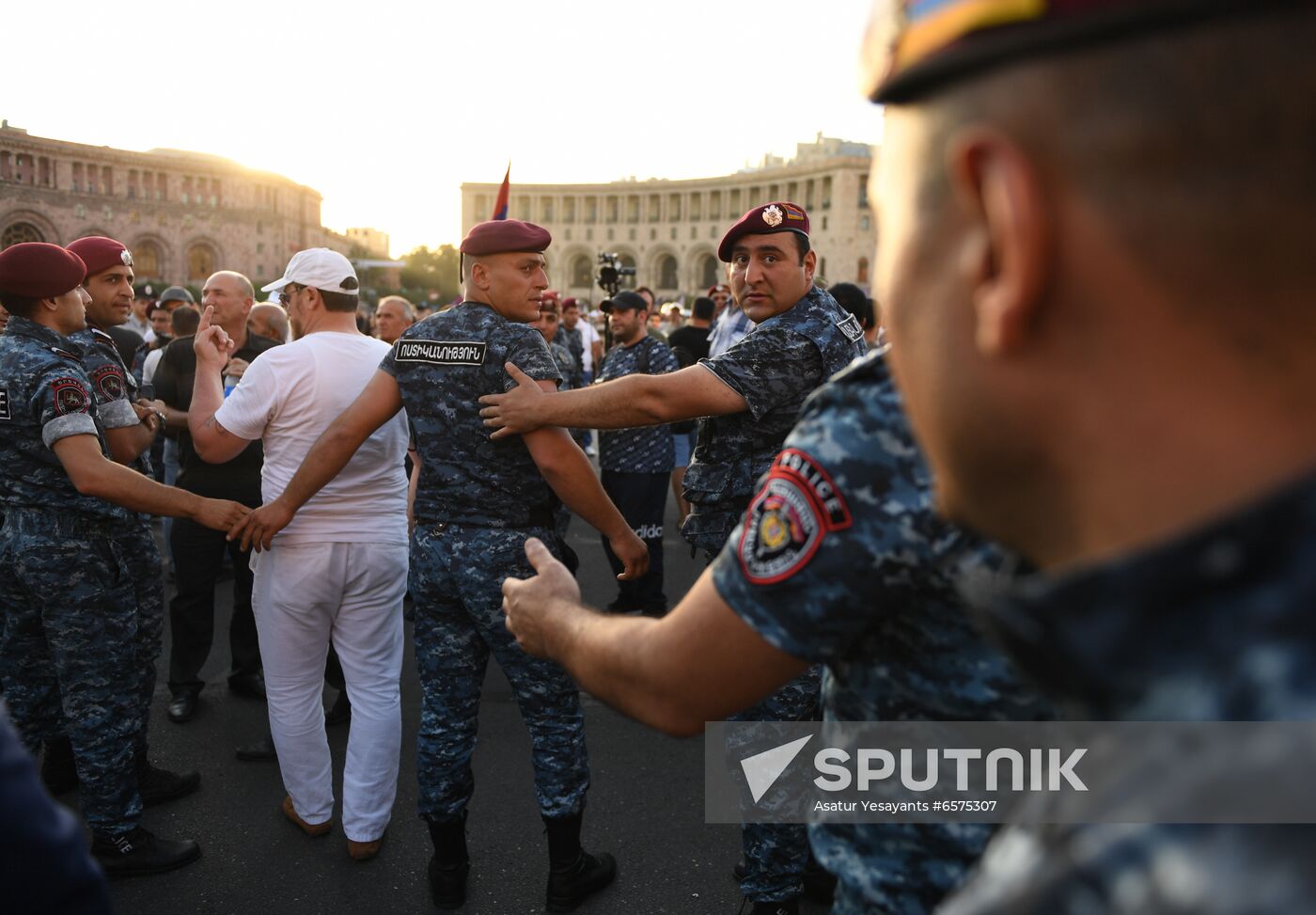 Armenia Pashinyan Supporters Rally