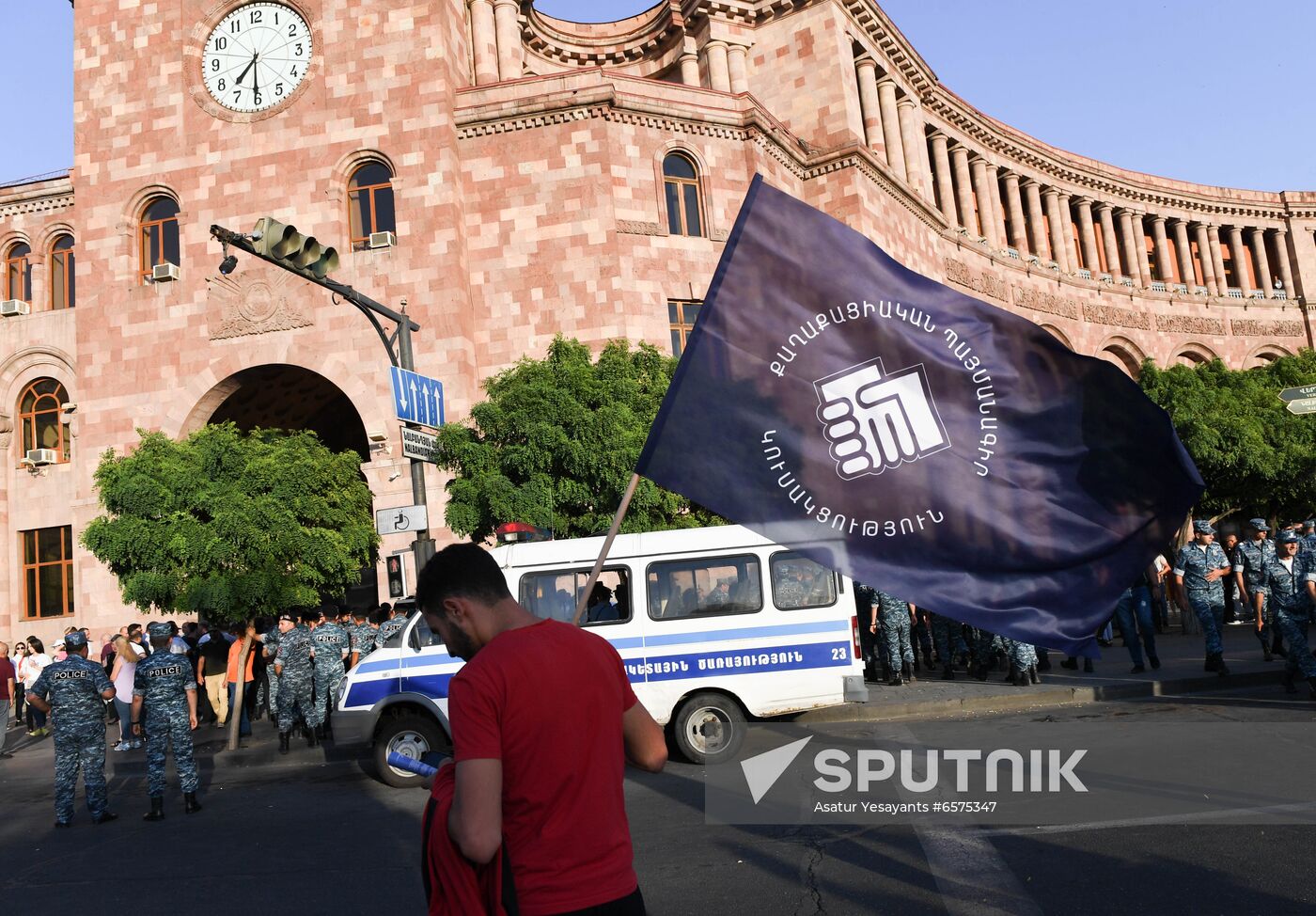 Armenia Pashinyan Supporters Rally