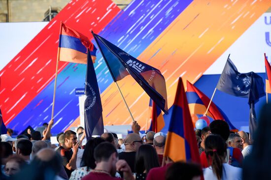 Armenia Pashinyan Supporters Rally