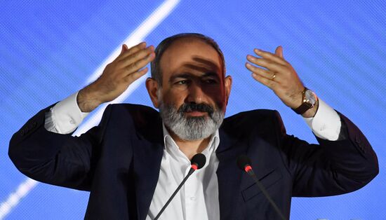 Armenia Pashinyan Supporters Rally