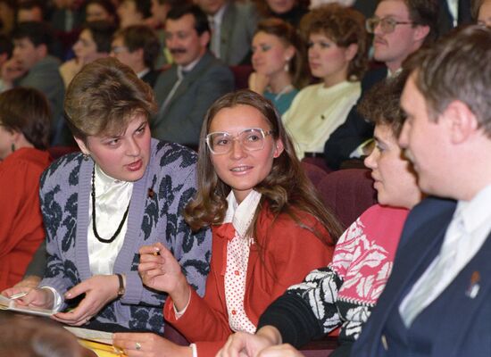 Mikhail Gorbachev's meeting with Moscow youth