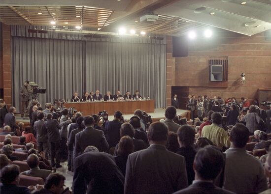 German Chancellor Helmut Kohl's visit to USSR