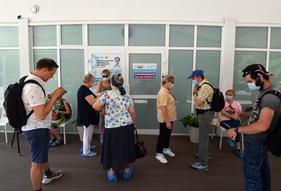 Russia Coronavirus Vaccination