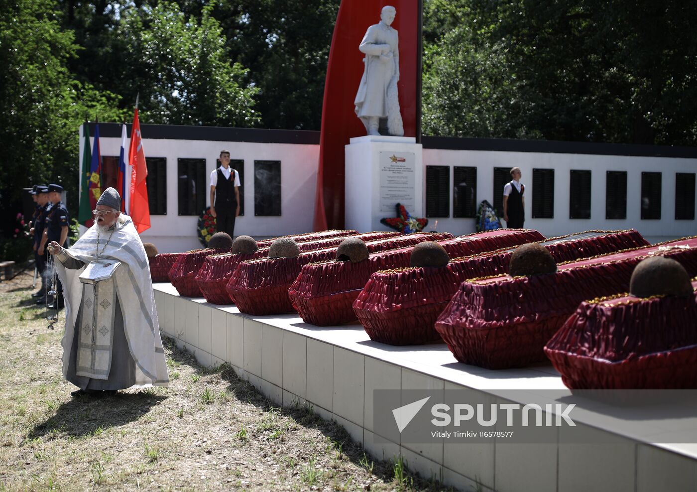 Russia WWII Soviet Soldiers Reburial