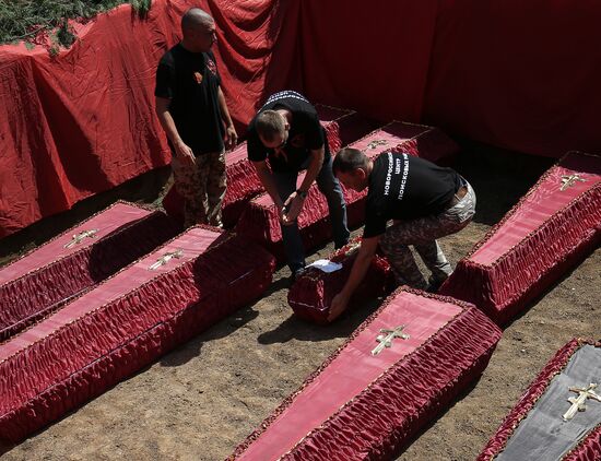 Russia WWII Soviet Soldiers Reburial