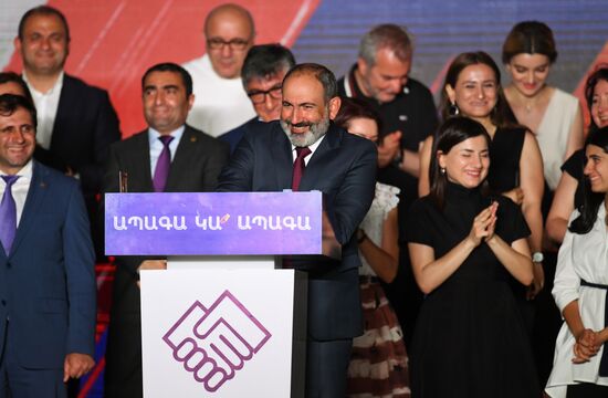 Armenia Pashinyan Supporters Rally