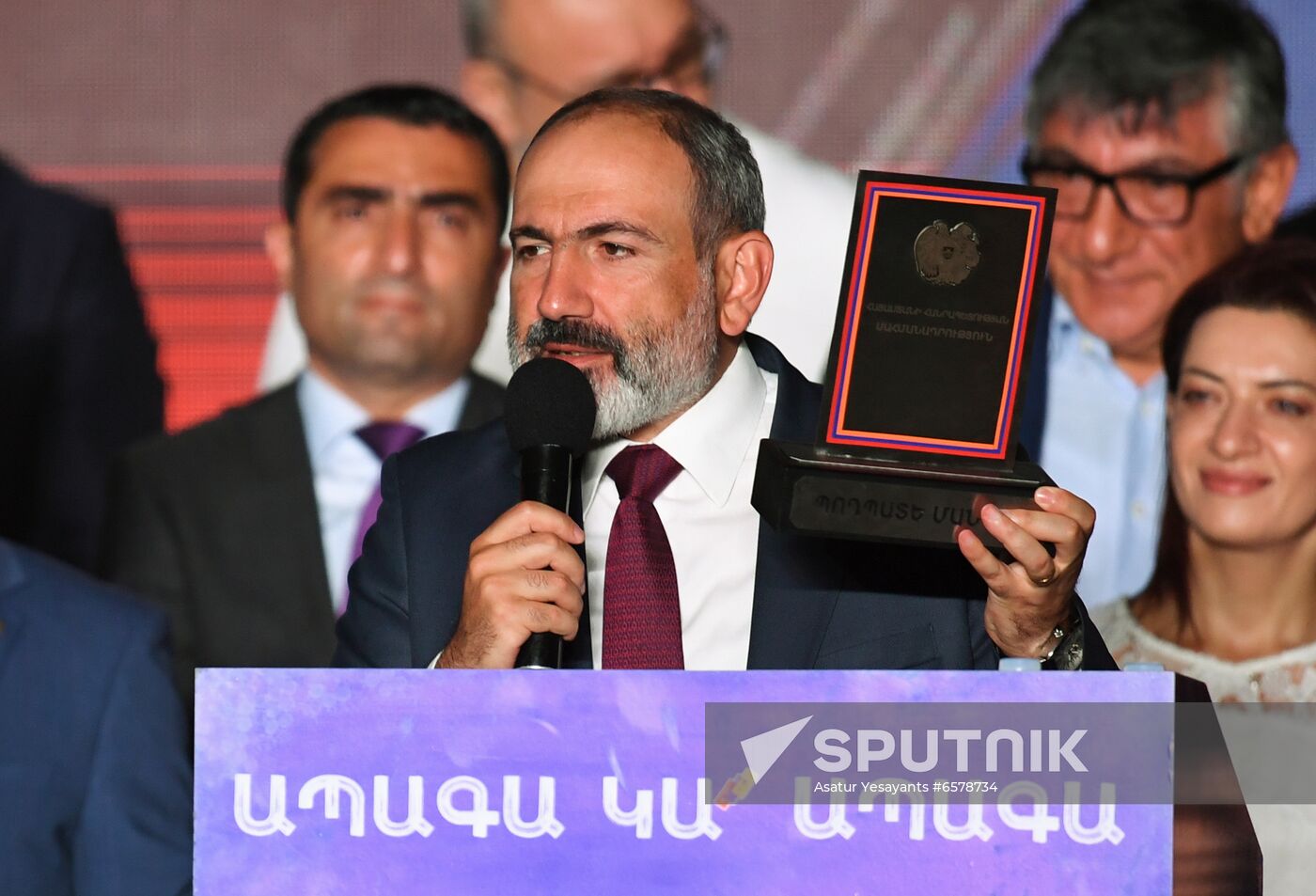 Armenia Pashinyan Supporters Rally