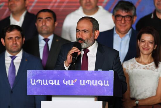 Armenia Pashinyan Supporters Rally