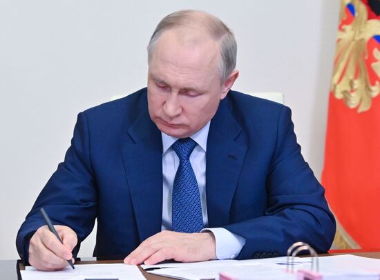 Russia Putin Government