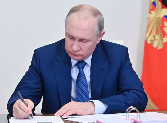 Russia Putin Government