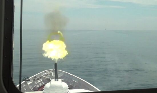 Russia Britain Warship Incident