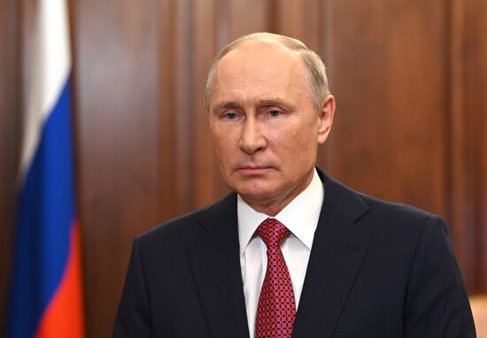 Russia Putin School Graduates