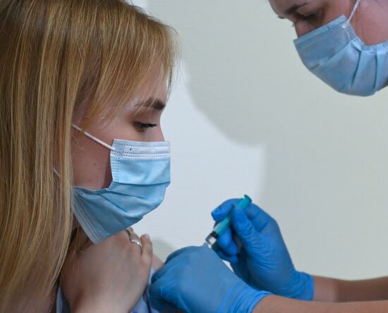 Russia Coronavirus Vaccination
