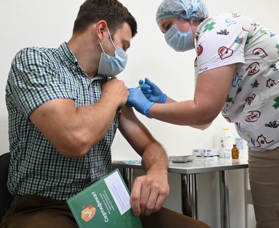Russia Coronavirus Vaccination