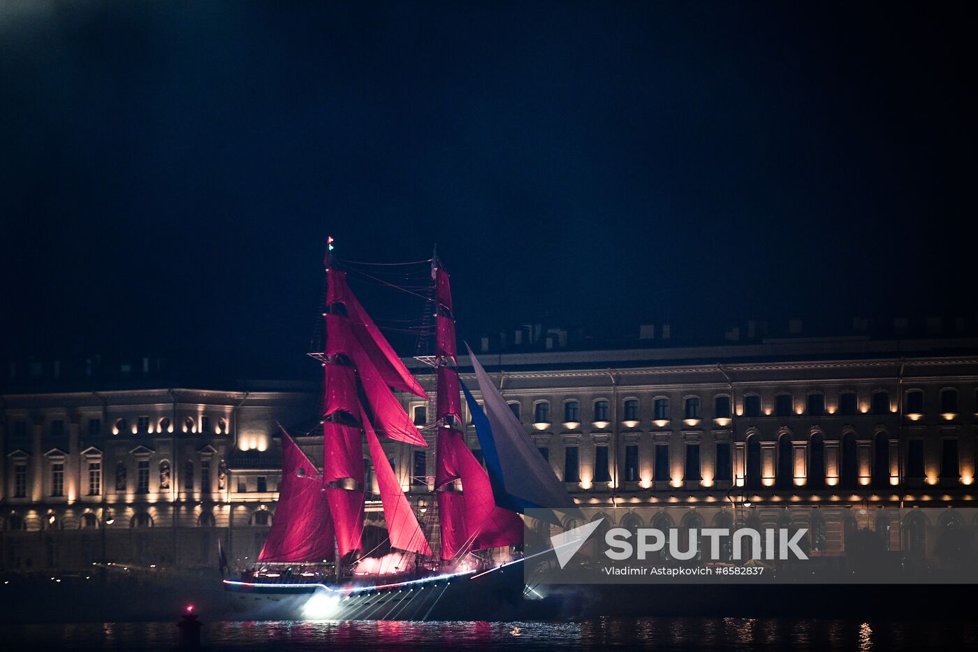 Russia Scarlet Sails Show