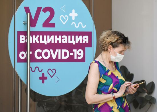 Russia Coronavirus Vaccination