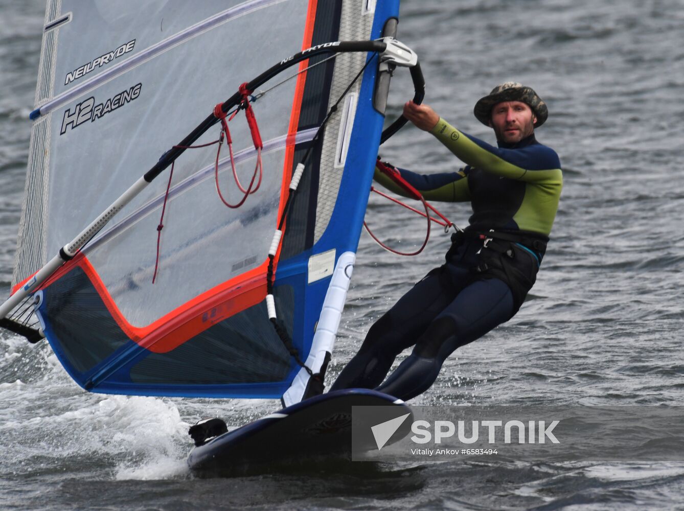 Russia Windsurfing