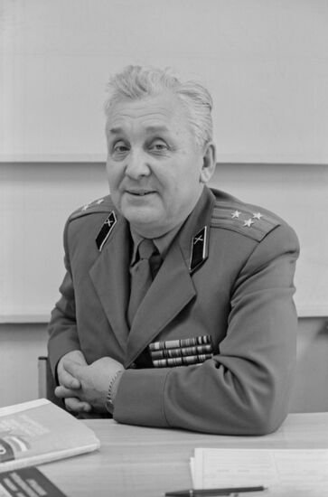 Military historian Vyacheslav Fomin
