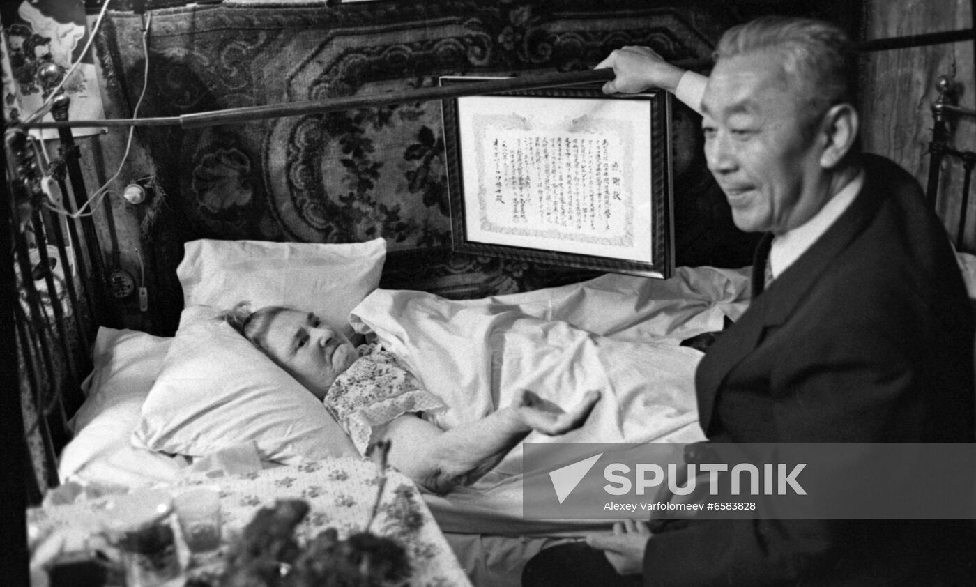 Takada Kashichi visits Olga Petrova