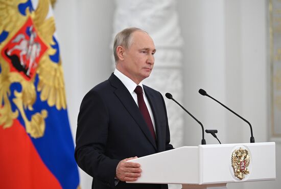 Russia Putin Military Institutions Graduates 