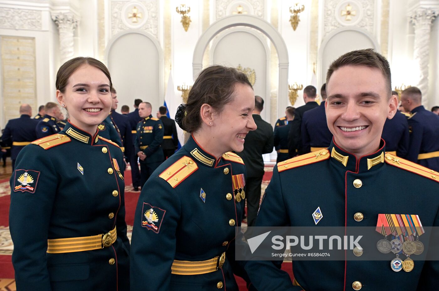 Russia Putin Military Institutions Graduates 