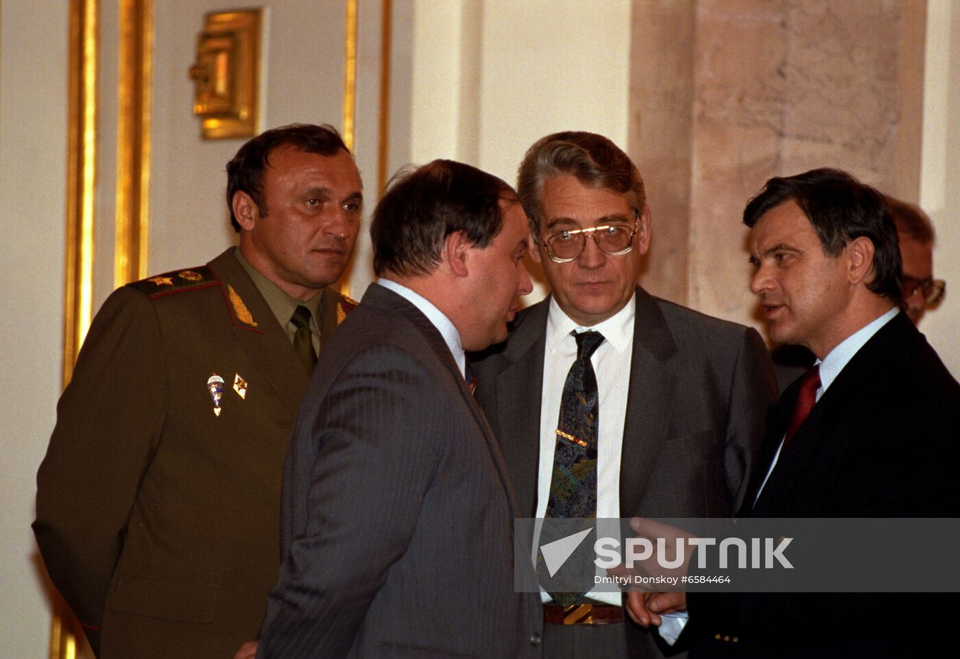 Meeting between President of Russia Boris Yeltsin and Chairman of Supreme Soviet of Lithuania Vytautas Landsbergis