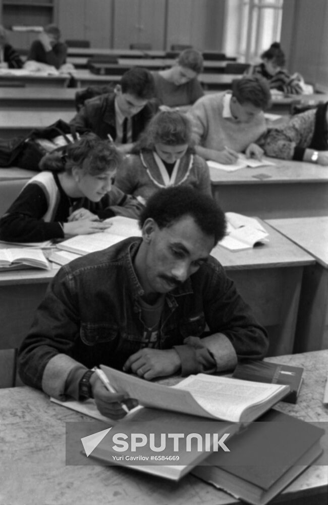 Maurice Thorez Moscow State Institute of Foreign Languages