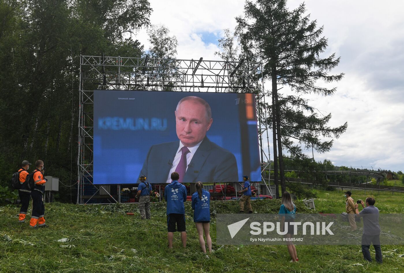 Russia Putin Direct Line