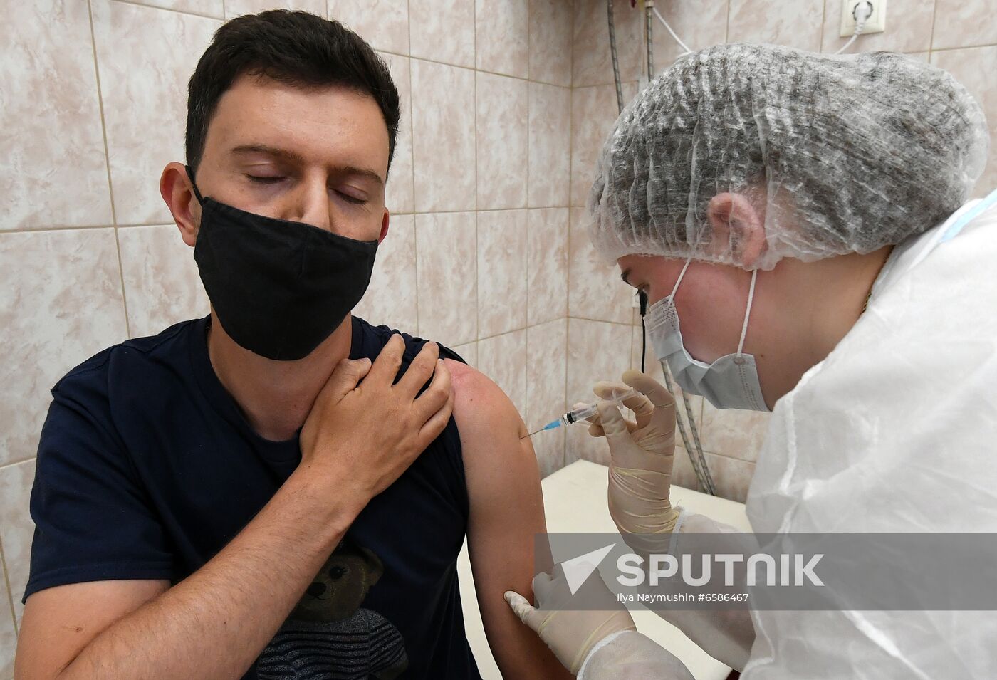 Russia Coronavirus Vaccination
