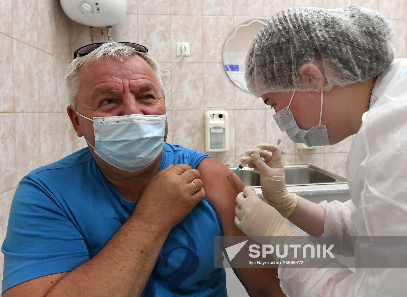 Russia Coronavirus Vaccination
