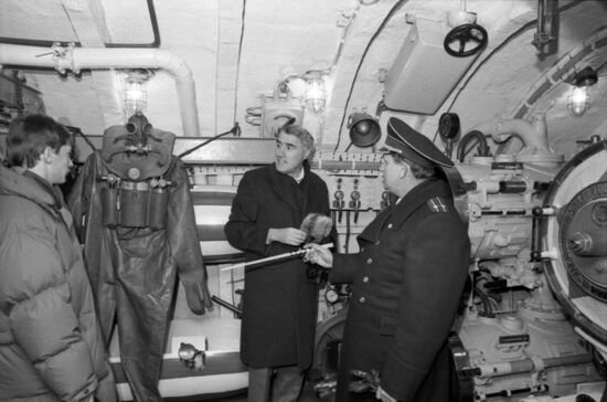 Deputy Prime Minister of New Zealand Geoffrey Palmer visits USSR