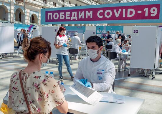 Russia Coronavirus Vaccination