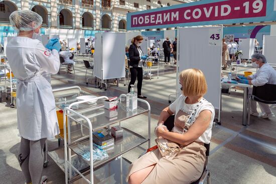 Russia Coronavirus Vaccination