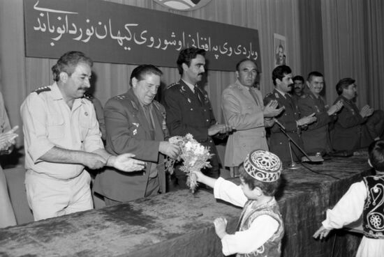Soyuz TM-6 crew visits Afghanistan