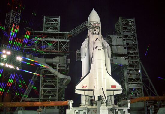 Energia-Buran reusable space shuttle system