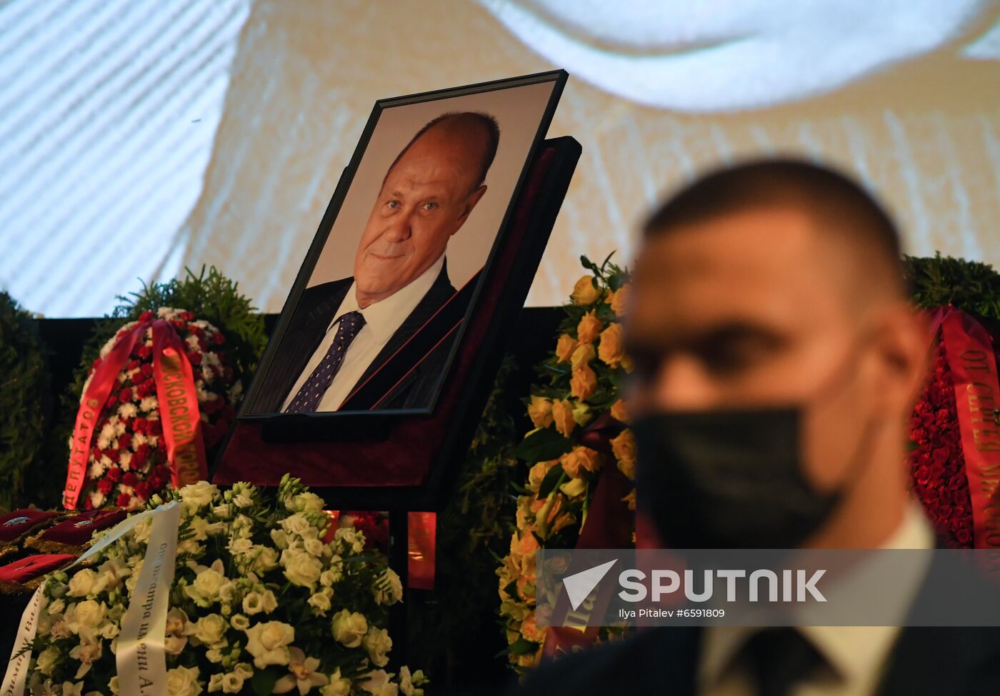 Russia Vladimir Menshov Farewell