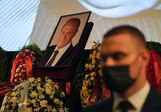Russia Vladimir Menshov Farewell