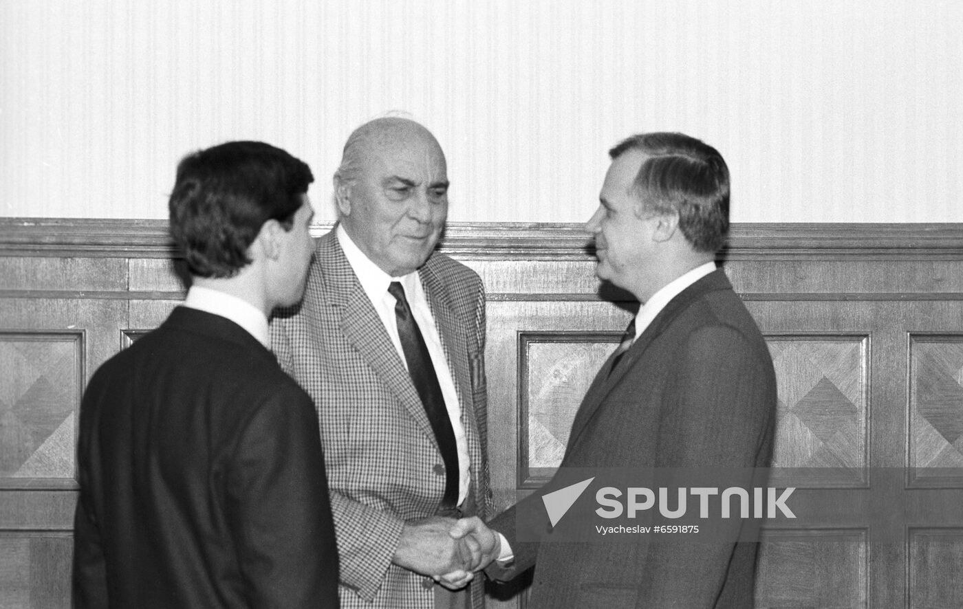 Hans Liebherr visits Soviet Union