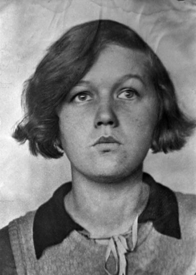 German Communist Max Hoelz's wife Elena Serebrovskaya