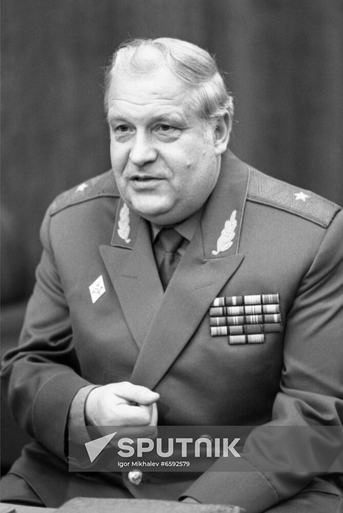Member of Military Council, Major General Valentin Shcherbakov